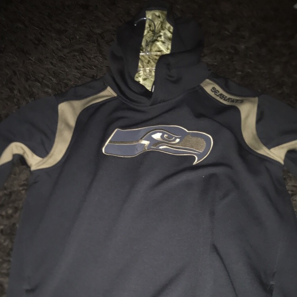 Seahawks camo hoodie